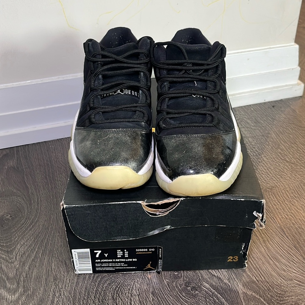 Air Jordan 11 Retro Low BG